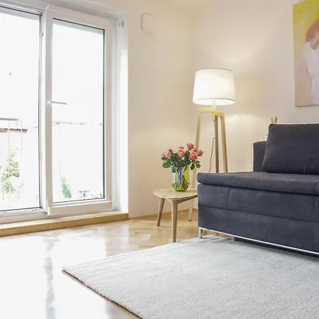 Bright Apartment *