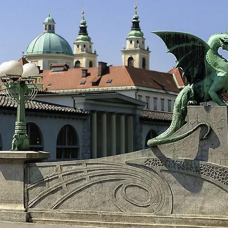 Bright Апартаменти *